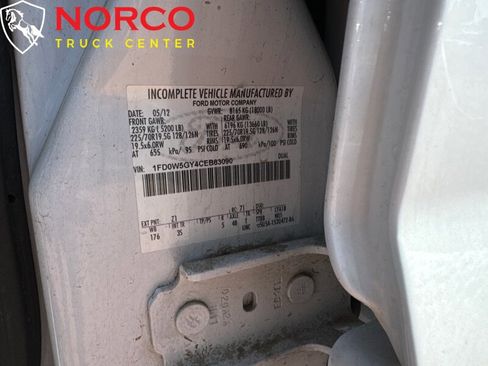 Used 2012 Ford F550 2WD Crew Cab Super Duty image 19