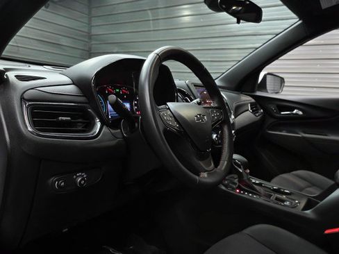 Used 2022 Chevrolet Equinox RS AWD/4WD image 11