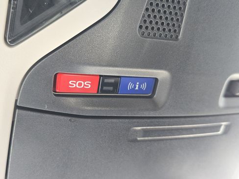 Certified 2025 Subaru Outback Premium w/ Popular Package #1A image 14