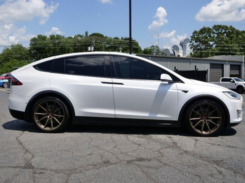 Used 2016 Tesla Model X 90D AWD/4WD image 42