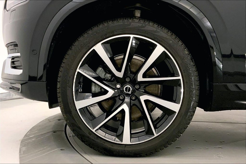 Used 2023 Volvo XC90 B6 Plus w/ Protection Package Premier AWD/4WD image 8