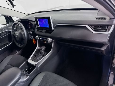 Certified 2025 Toyota RAV4 LE image 27