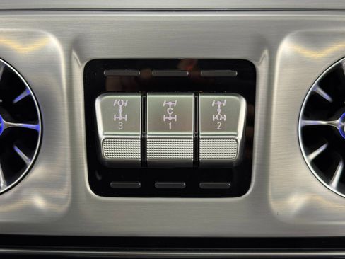 Used 2022 Mercedes-Benz G 63 AMG Squared image 36