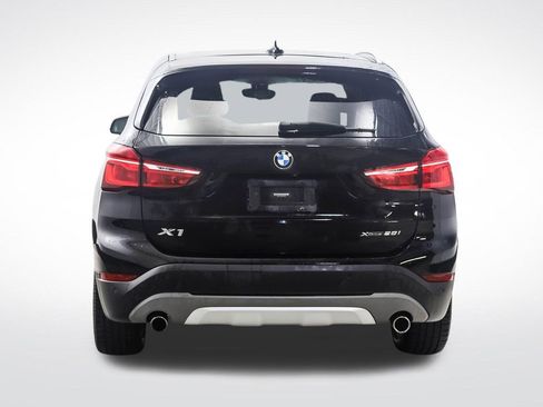 Used 2019 BMW X1 xDrive28i w/ Convenience Package AWD/4WD image 4