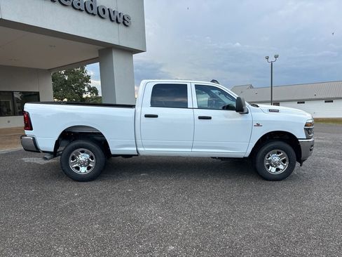 New 2026 RAM 2500 Tradesman w/ Chrome Appearance Group image 8
