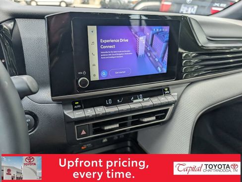 Used 2026 Toyota Camry SE AWD/4WD image 20