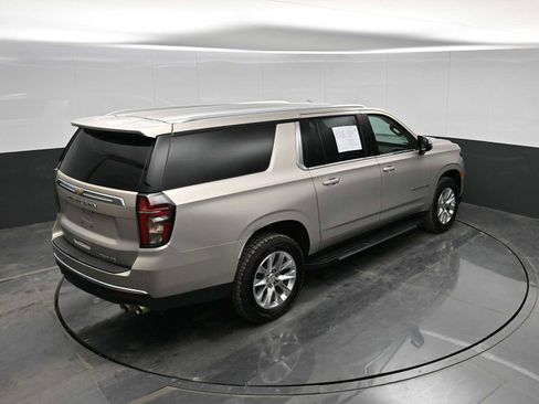 Used 2024 Chevrolet Suburban Premier image 30