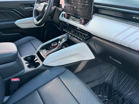 Used 2023 GMC Canyon AT4X w/ Edition 1 image 30