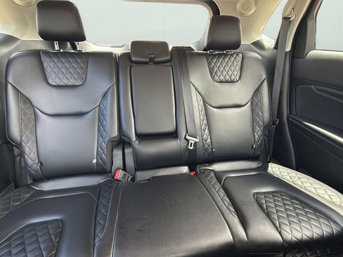 Certified 2023 Ford Edge Titanium AWD/4WD image 26