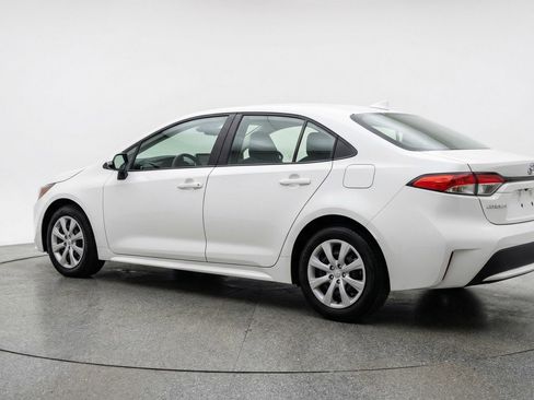 Used 2025 Toyota Corolla LE FWD image 6