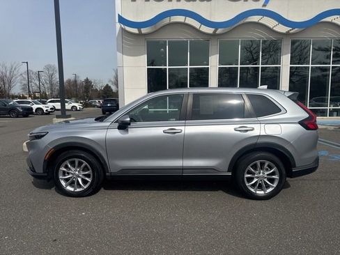 Used 2023 Honda CR-V EX image 5