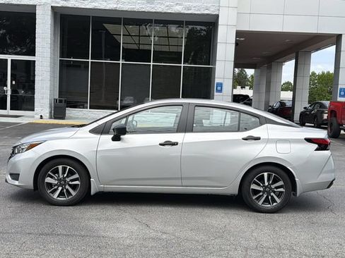 Used 2025 Nissan Versa S w/ S Plus Package FWD image 19