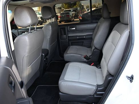 Used 2016 Ford Flex Limited w/ Equipment Group 301A FWD image 22