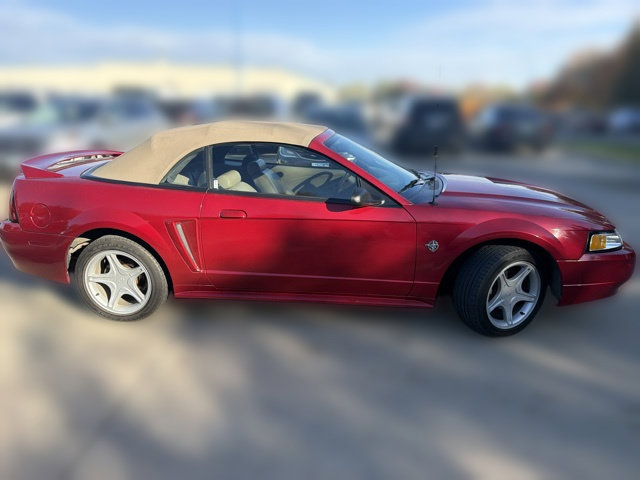 Used 1999 Ford Mustang GT RWD image 4