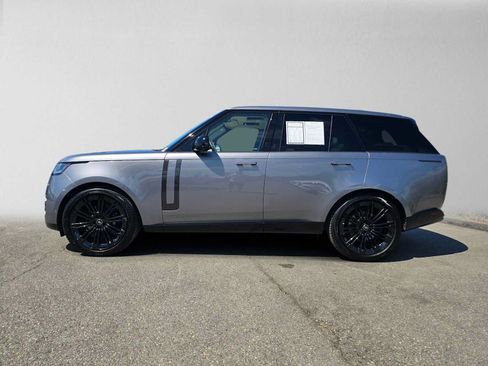 Used 2024 Land Rover Range Rover SE AWD/4WD image 6