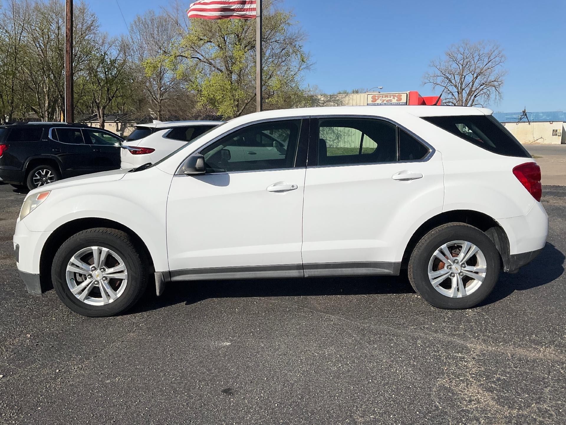 Used 2013 Chevrolet Equinox LS w/ LPO, Protection Package FWD image 4