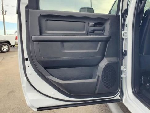 Used 2025 RAM 3500 Tradesman w/ Chrome Appearance Group image 22