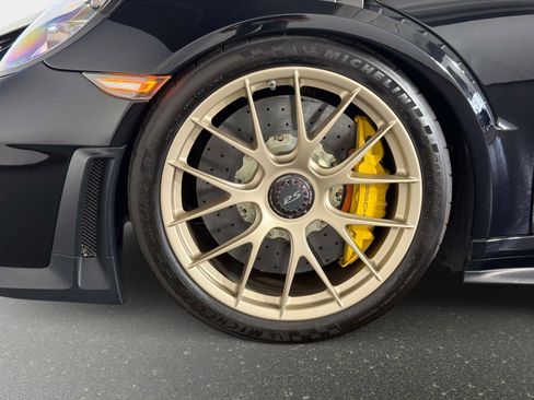 Used 2018 Porsche 911 GT2 RS w/ Weissach Package RWD image 11