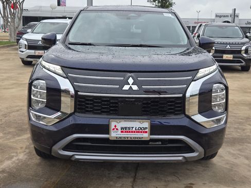 Used 2025 Mitsubishi Outlander SE FWD image 8