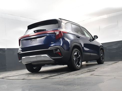 Used 2024 Kia Seltos EX image 27