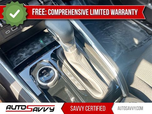 Used 2024 GMC Canyon Elevation w/ Convenience Package image 17