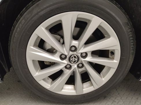 Used 2024 Toyota Camry LE image 31