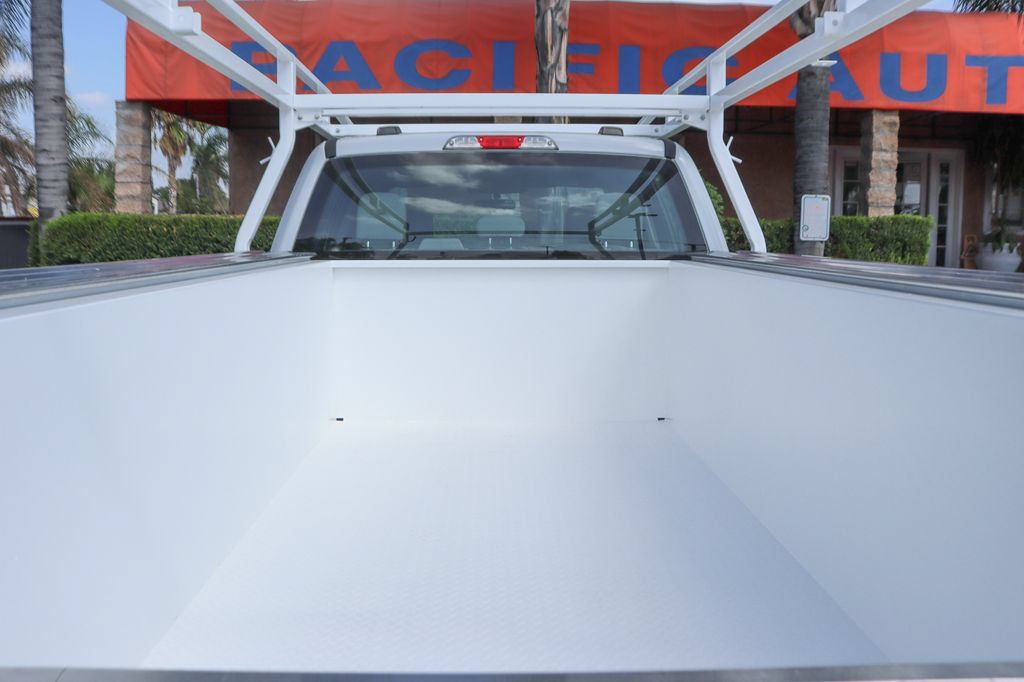 Used 2022 Ford F250 XL w/ Power Equipment Group RWD image 9