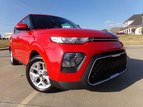 Used 2021 Kia Soul S image 15