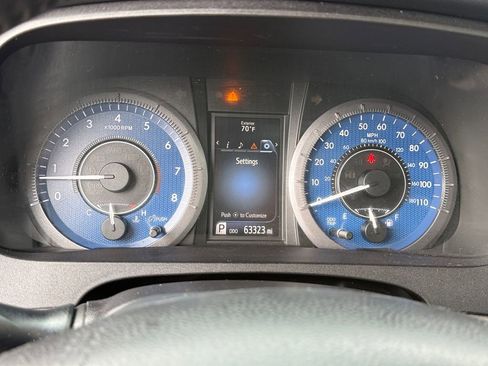 Used 2015 Toyota Sienna XLE AWD/4WD image 38