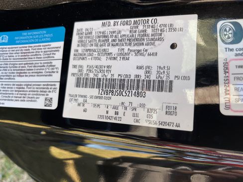 Used 2012 Ford Mustang Shelby GT500 w/ SVT Performance Pkg image 20