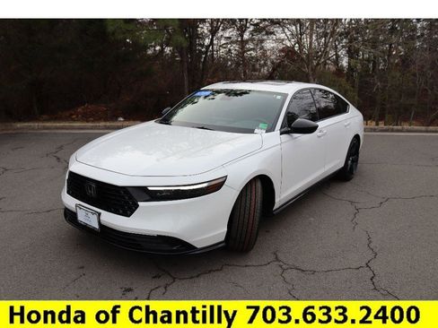 Certified 2025 Honda Accord Sport image 3