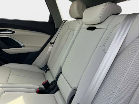 New 2025 Audi Q5 Premium Plus image 13