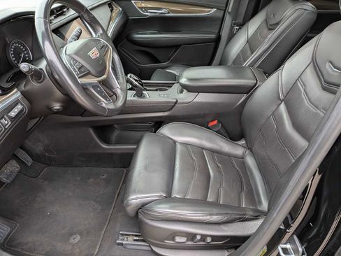 Used 2017 Cadillac XT5 Platinum image 15