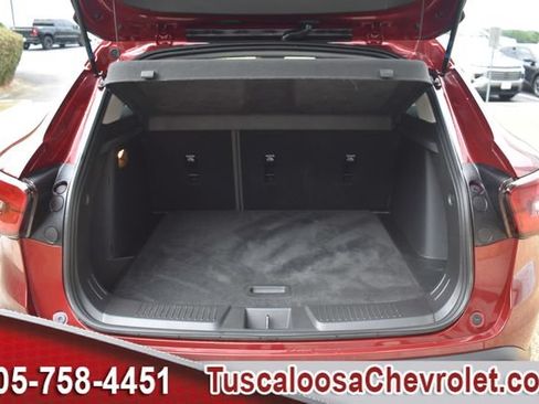 Used 2024 Chevrolet Trax ACTIV w/ Sunroof Package FWD image 10