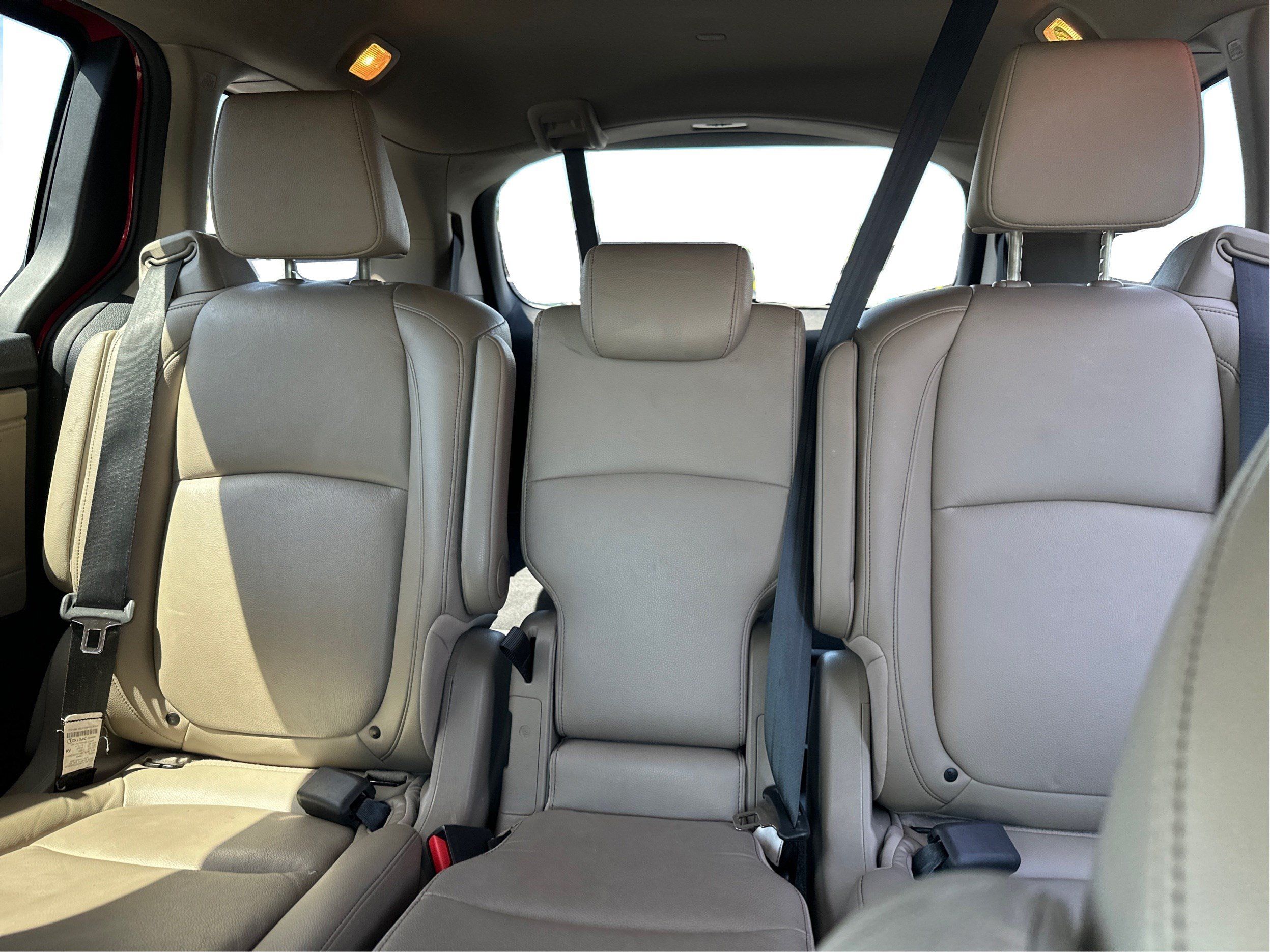 Used 2023 Honda Odyssey EX-L image 13