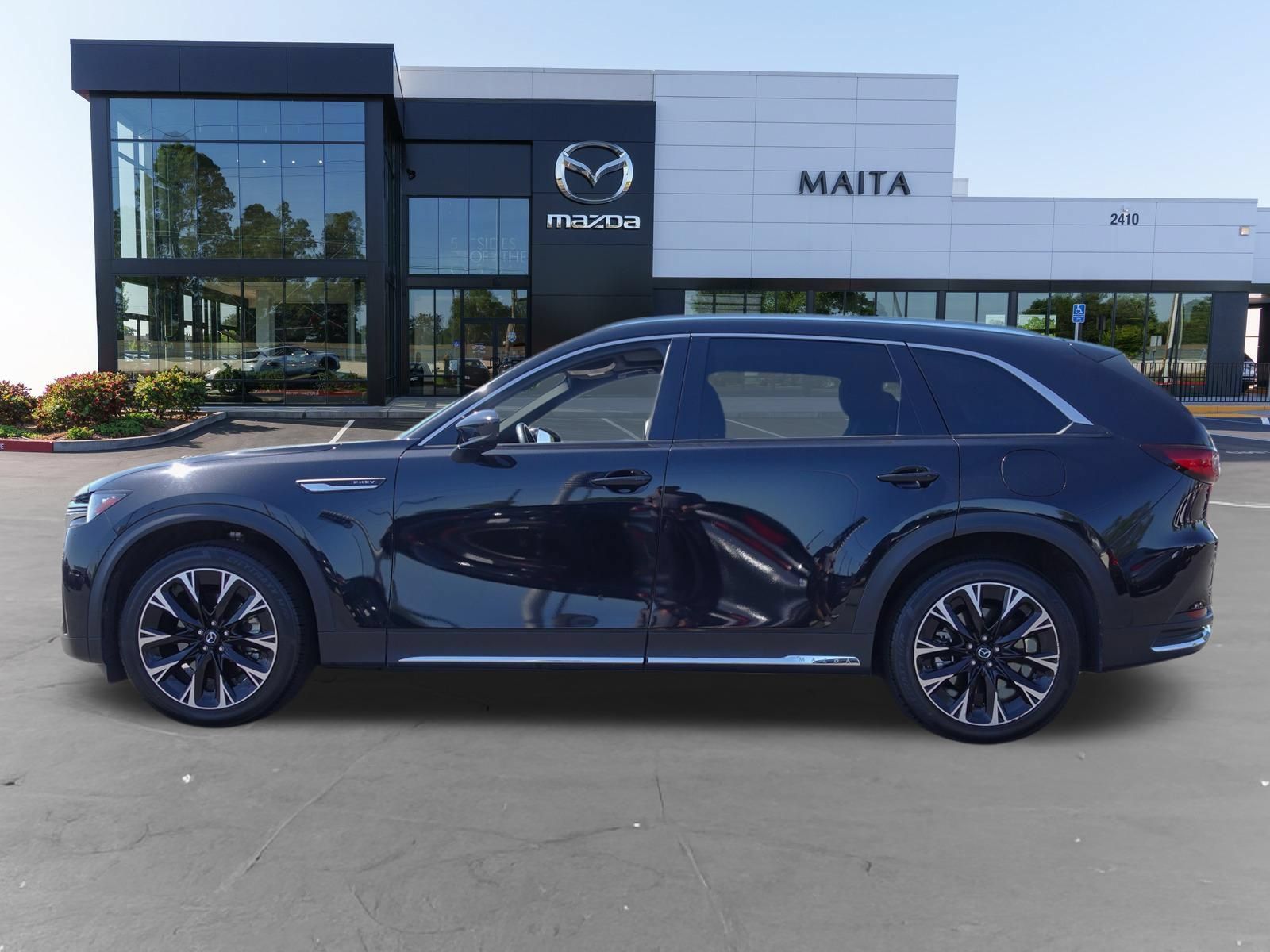Certified 2024 MAZDA CX-90 Plug-In Hybrid w/ Premium Plus AWD/4WD image 8