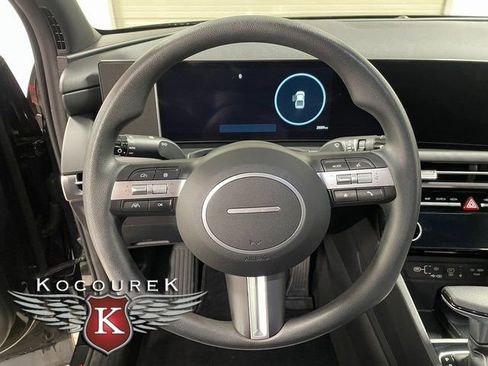 Used 2025 Hyundai Santa Cruz SEL AWD/4WD image 14