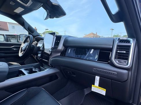 New 2026 RAM 1500 Laramie w/ Night Edition AWD/4WD image 18