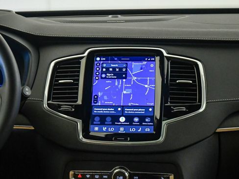 Used 2023 Volvo XC90 B6 Ultimate w/ Protection Package Premier AWD/4WD image 14