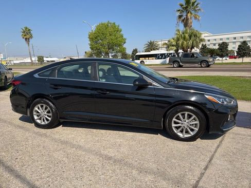 Used 2019 Hyundai Sonata SE image 3