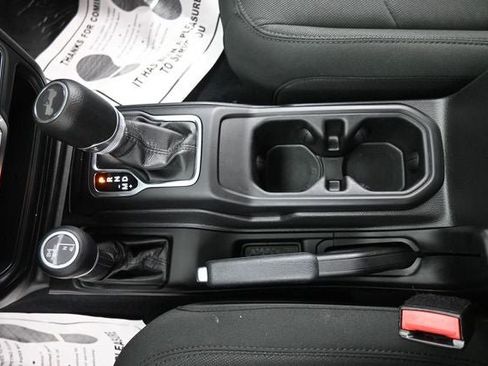 Used 2023 Jeep Wrangler Sport AWD/4WD image 22