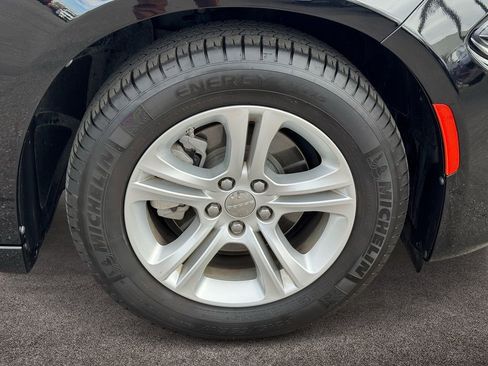 Used 2023 Dodge Charger SXT image 7