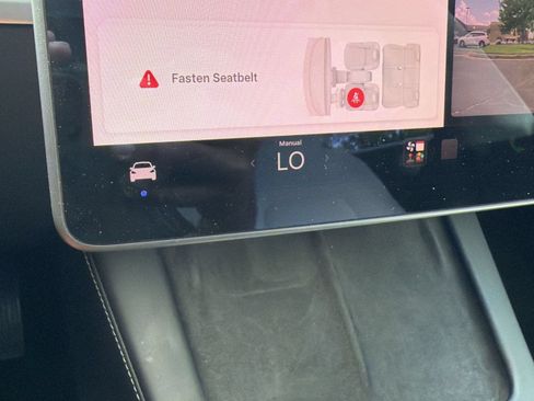 Used 2021 Tesla Model 3 Standard Range Plus RWD image 21
