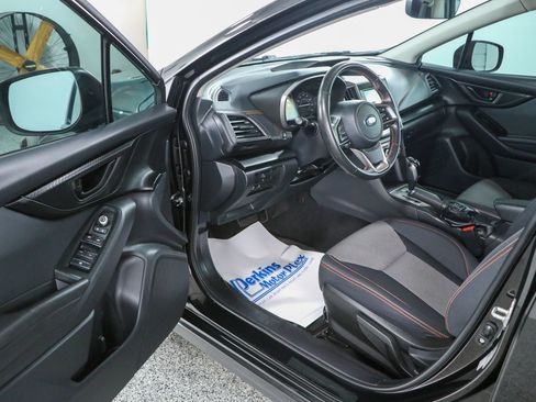 Used 2023 Subaru Crosstrek 2.0i Premium AWD/4WD image 3