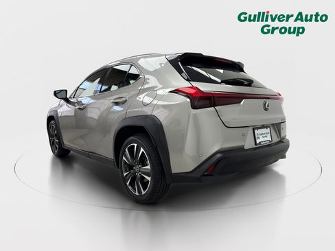 Used 2020 Lexus UX 200 w/ Accessory Package 2 FWD image 5