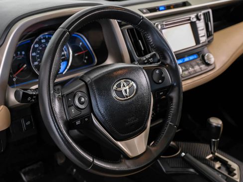 Used 2013 Toyota RAV4 Limited image 15