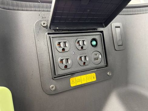 Used 2025 Ford F150 Lightning Lariat w/ Max Trailer Tow Package AWD/4WD image 16