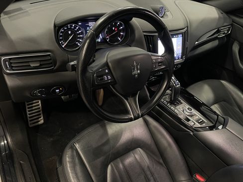 Used 2022 Maserati Levante GT AWD/4WD image 13
