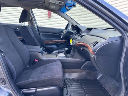 Used 2012 Honda Accord EX image 19
