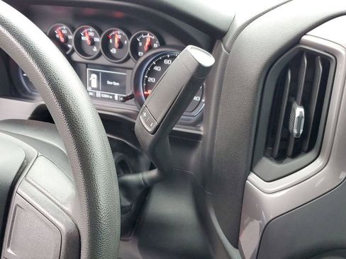 Used 2020 Chevrolet Silverado 1500 Custom w/ Custom Value Package image 22